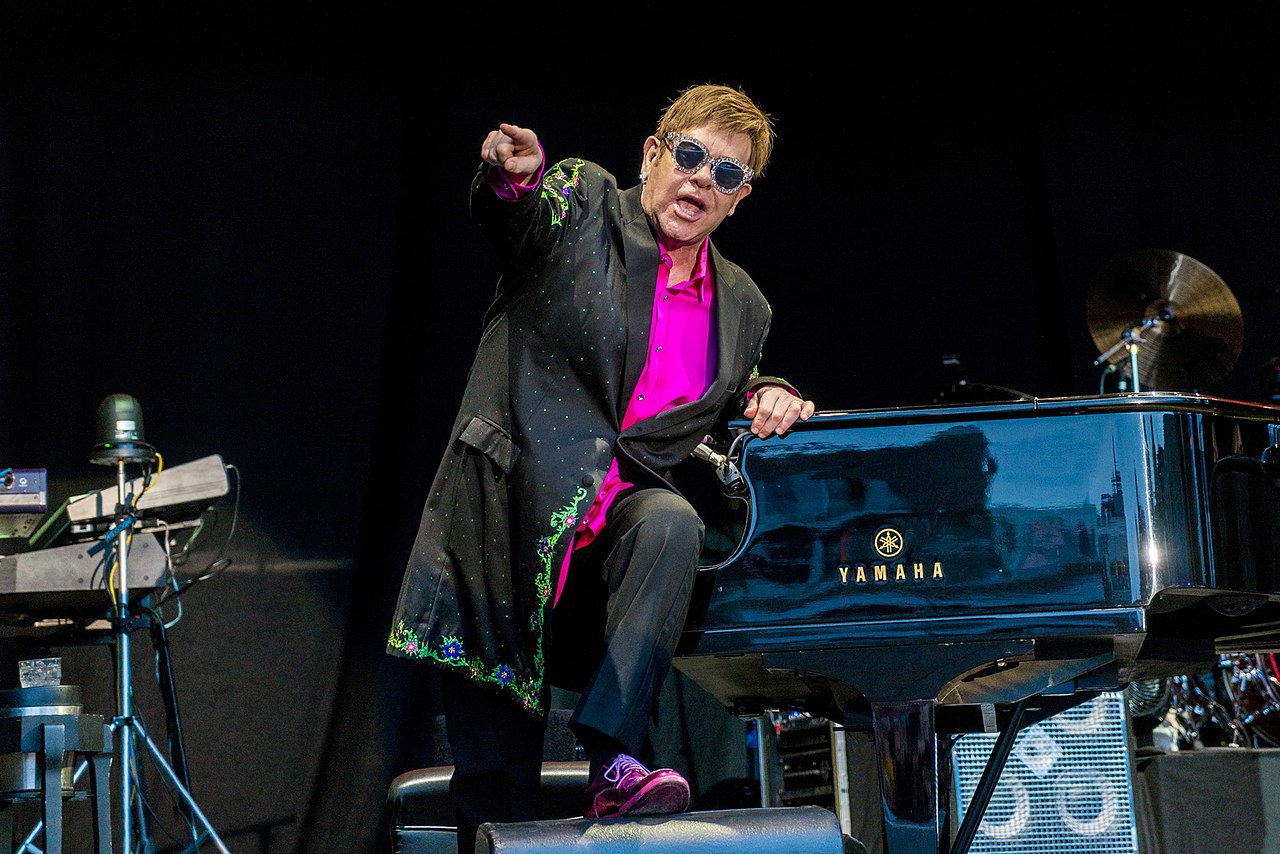 Elton John patrimonio